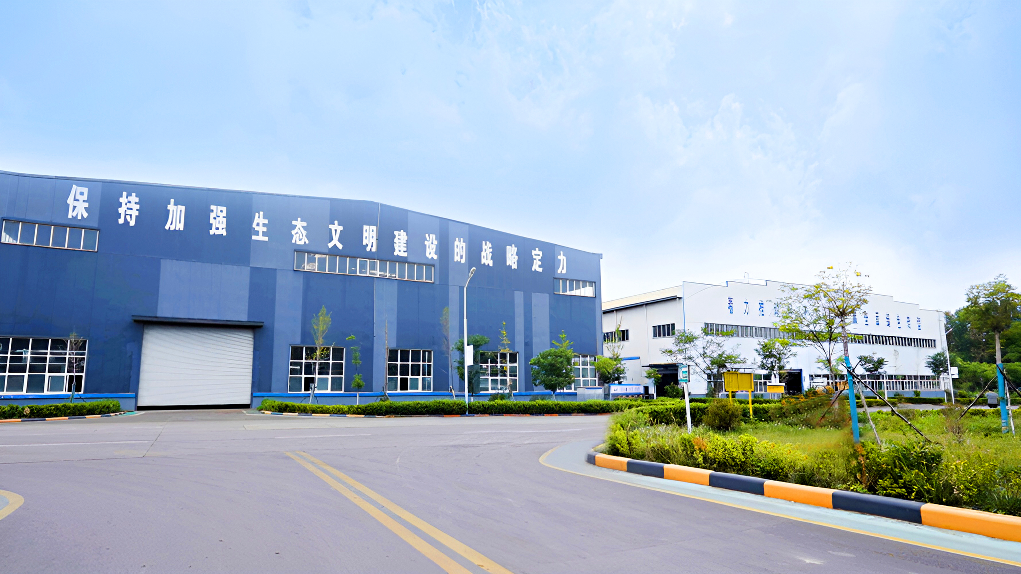 三名產(chǎn)業(yè)工人的轉(zhuǎn)型故事（民生一線）